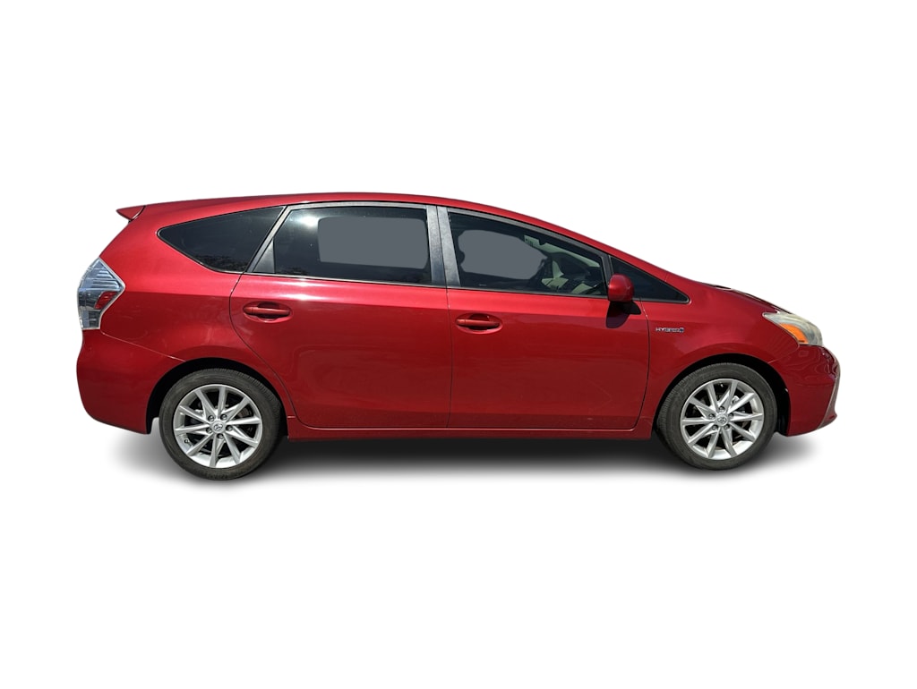Thumbnail: 2013 Toyota Prius v - 20