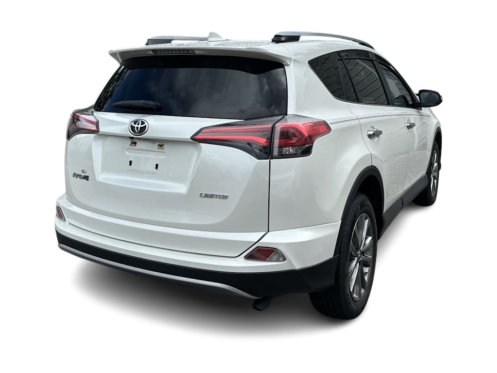 Thumbnail: 2018 Toyota RAV4 - 20