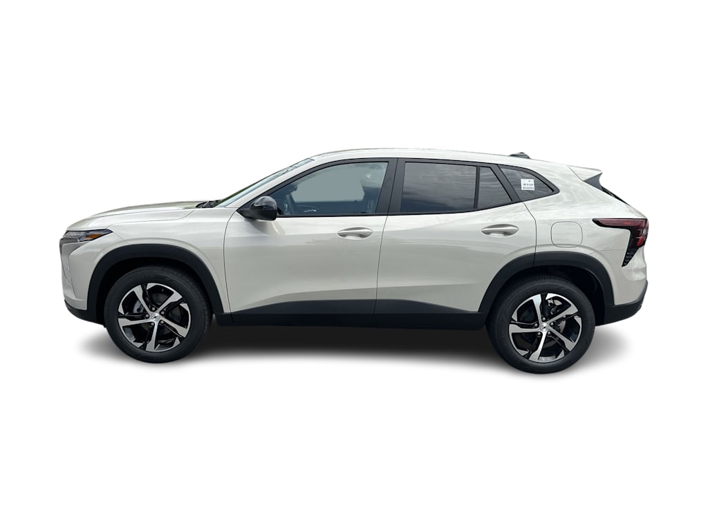 Thumbnail: 2026 Chevrolet Trax - 3