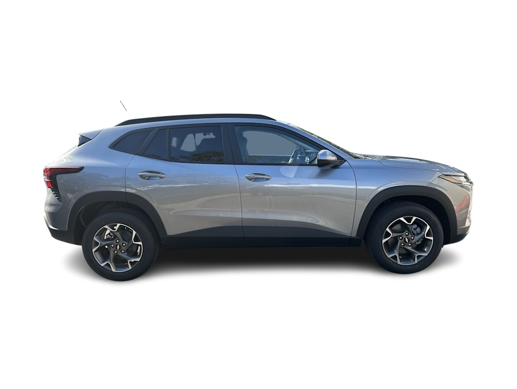 Thumbnail: 2026 Chevrolet Trax - 22