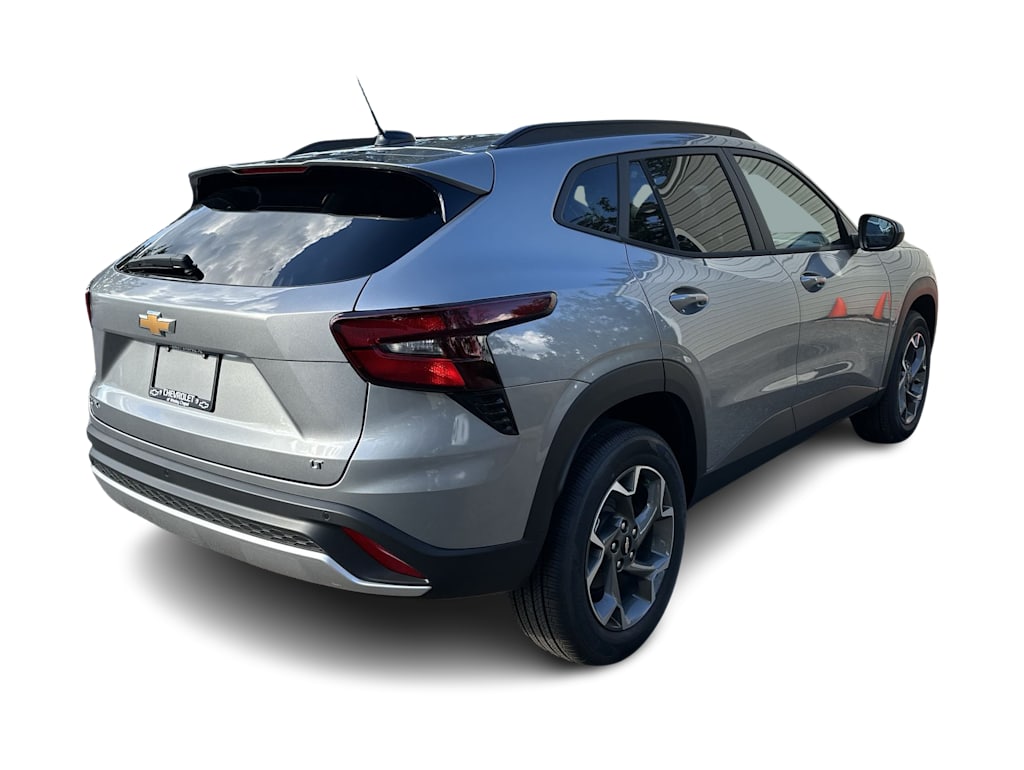 Thumbnail: 2026 Chevrolet Trax - 21