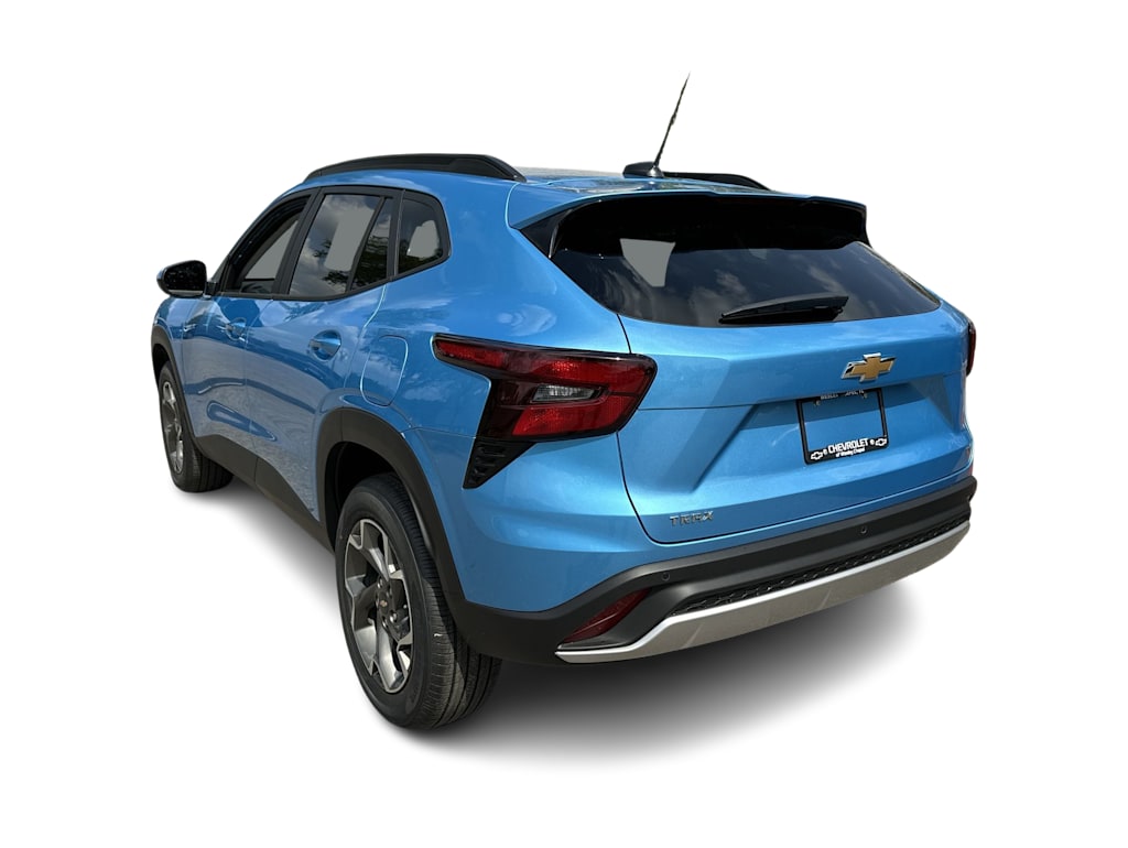 Thumbnail: 2026 Chevrolet Trax - 4