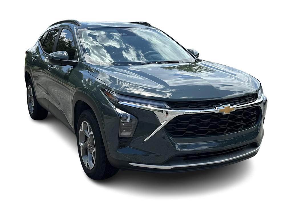 Thumbnail: 2025 Chevrolet Trax - 21