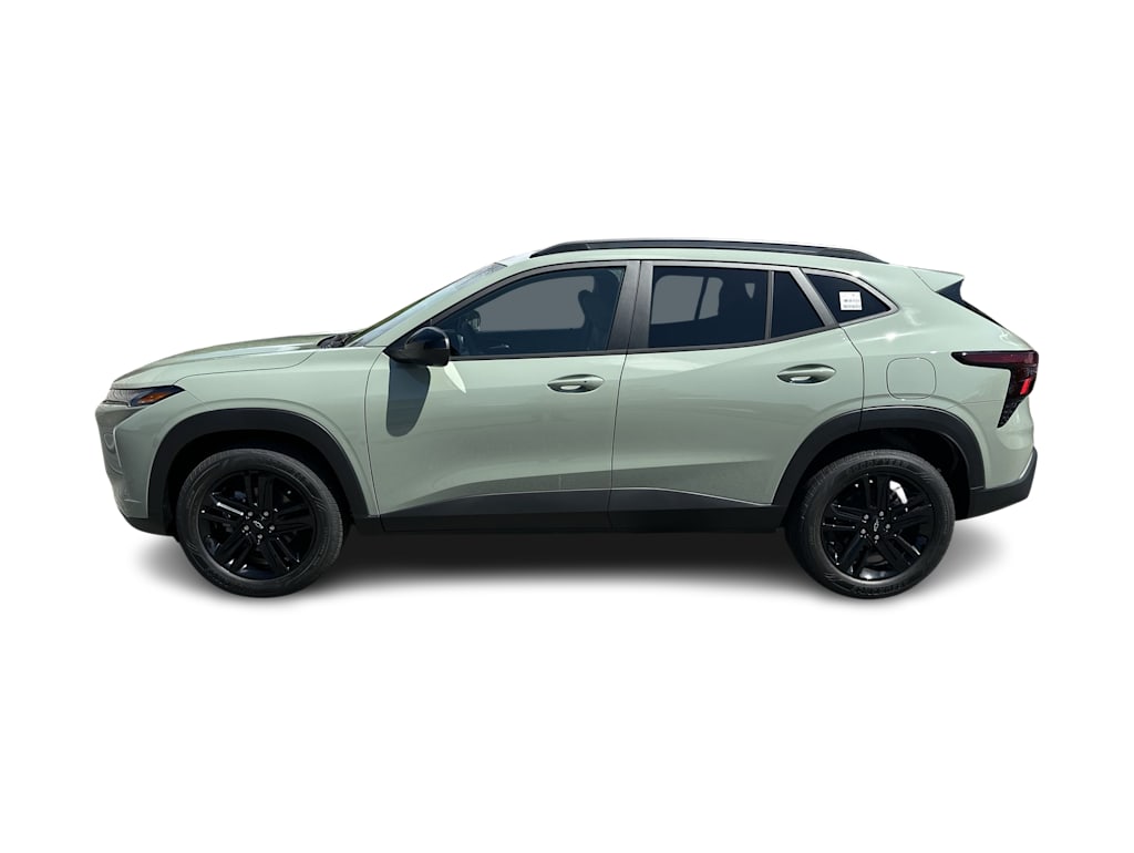 Thumbnail: 2026 Chevrolet Trax - 3