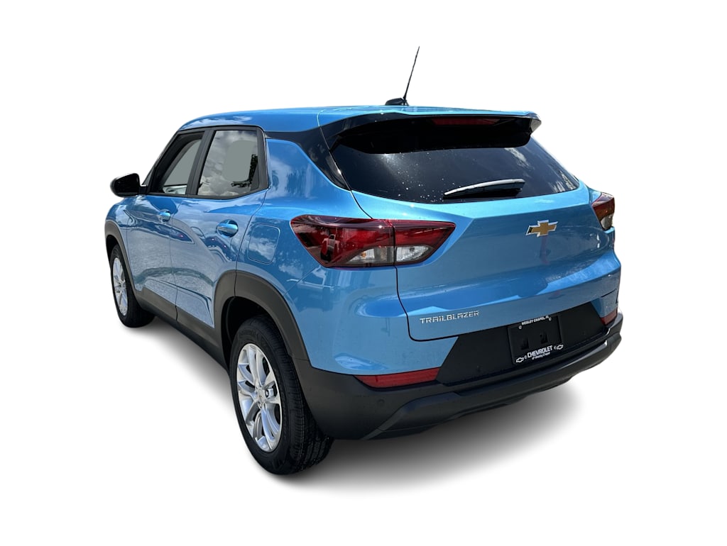 Thumbnail: 2026 Chevrolet TrailBlazer - 4