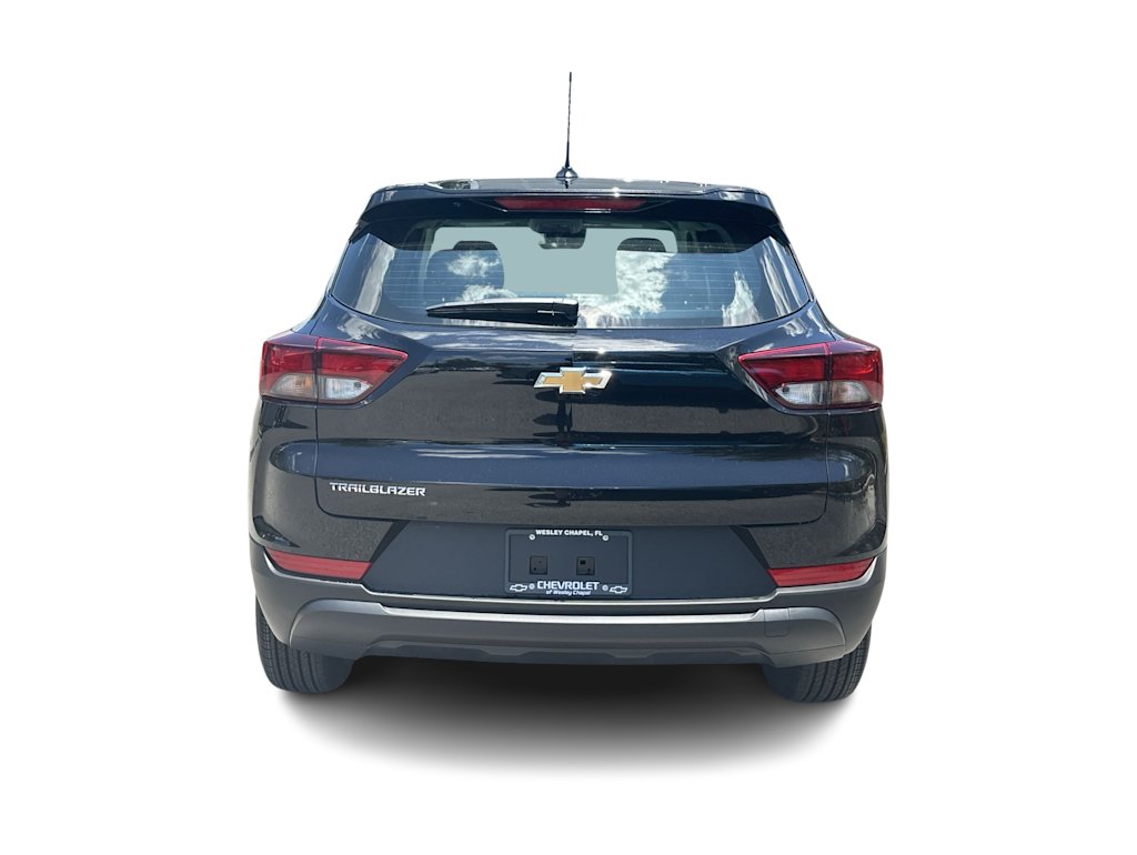 Thumbnail: 2026 Chevrolet TrailBlazer - 5