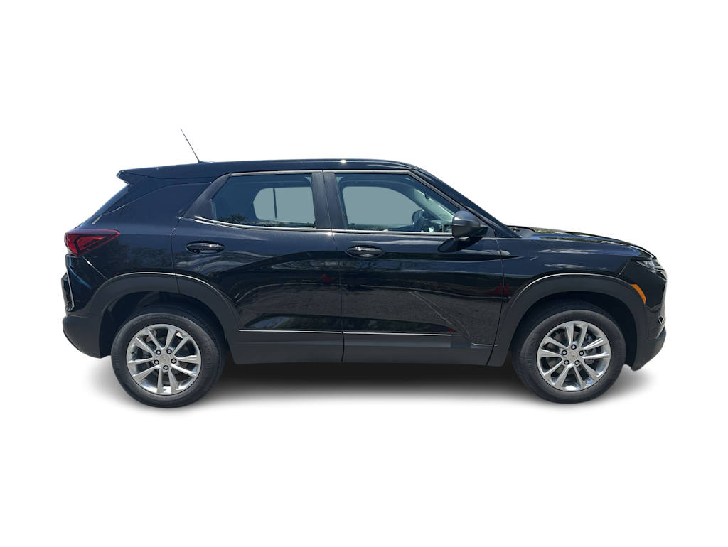 Thumbnail: 2026 Chevrolet TrailBlazer - 20