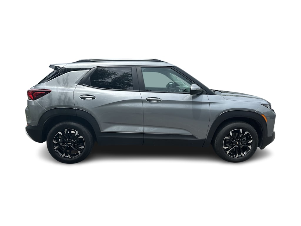 Thumbnail: 2023 Chevrolet TrailBlazer - 21