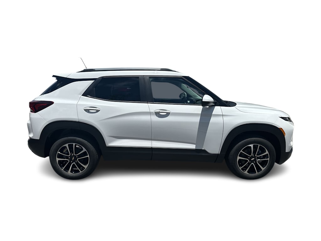 Thumbnail: 2026 Chevrolet TrailBlazer - 21