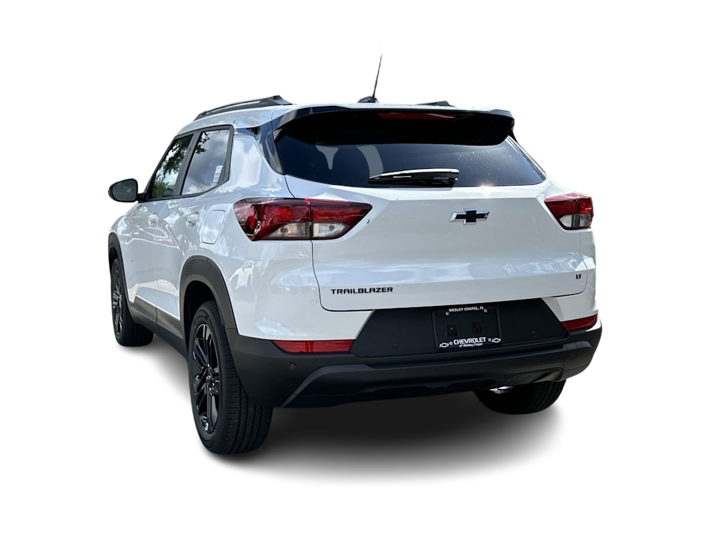 Thumbnail: 2026 Chevrolet TrailBlazer - 4
