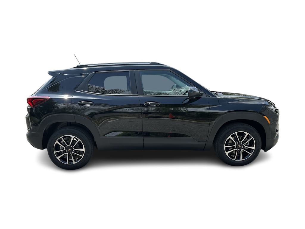 Thumbnail: 2026 Chevrolet TrailBlazer - 21