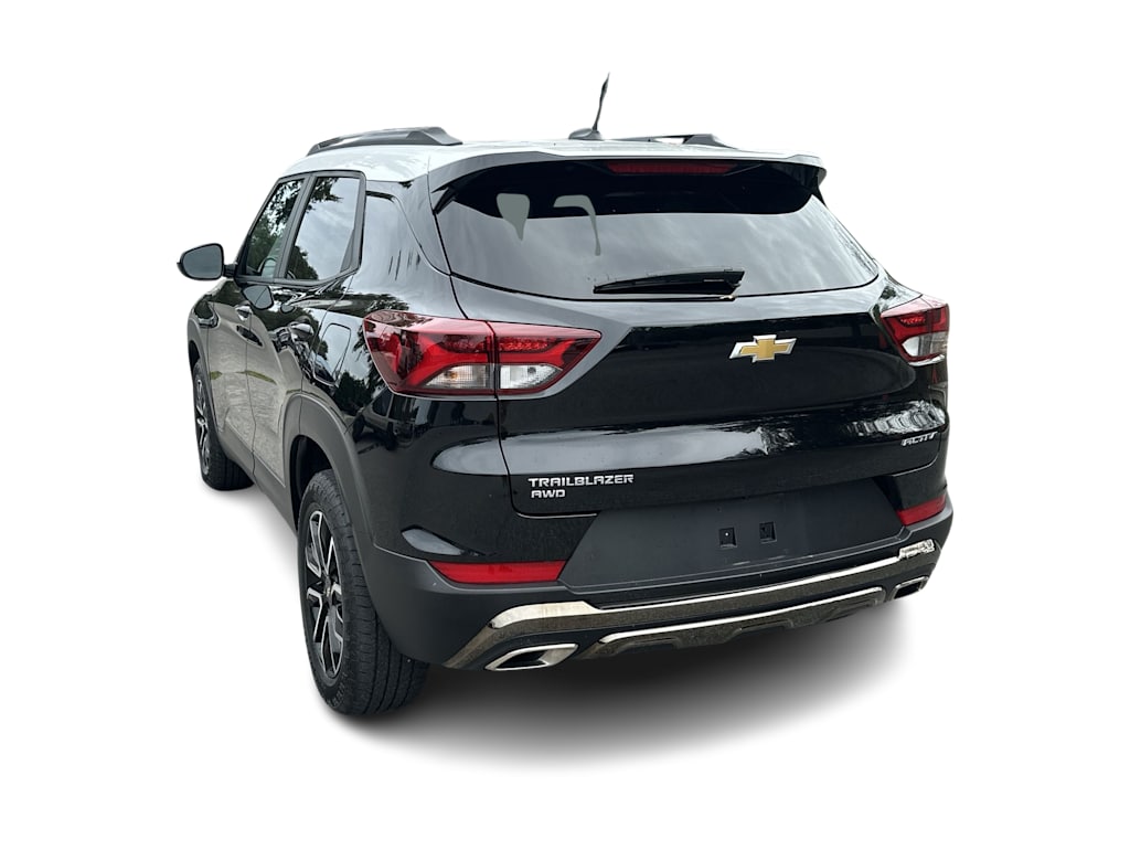 Thumbnail: 2023 Chevrolet TrailBlazer - 4