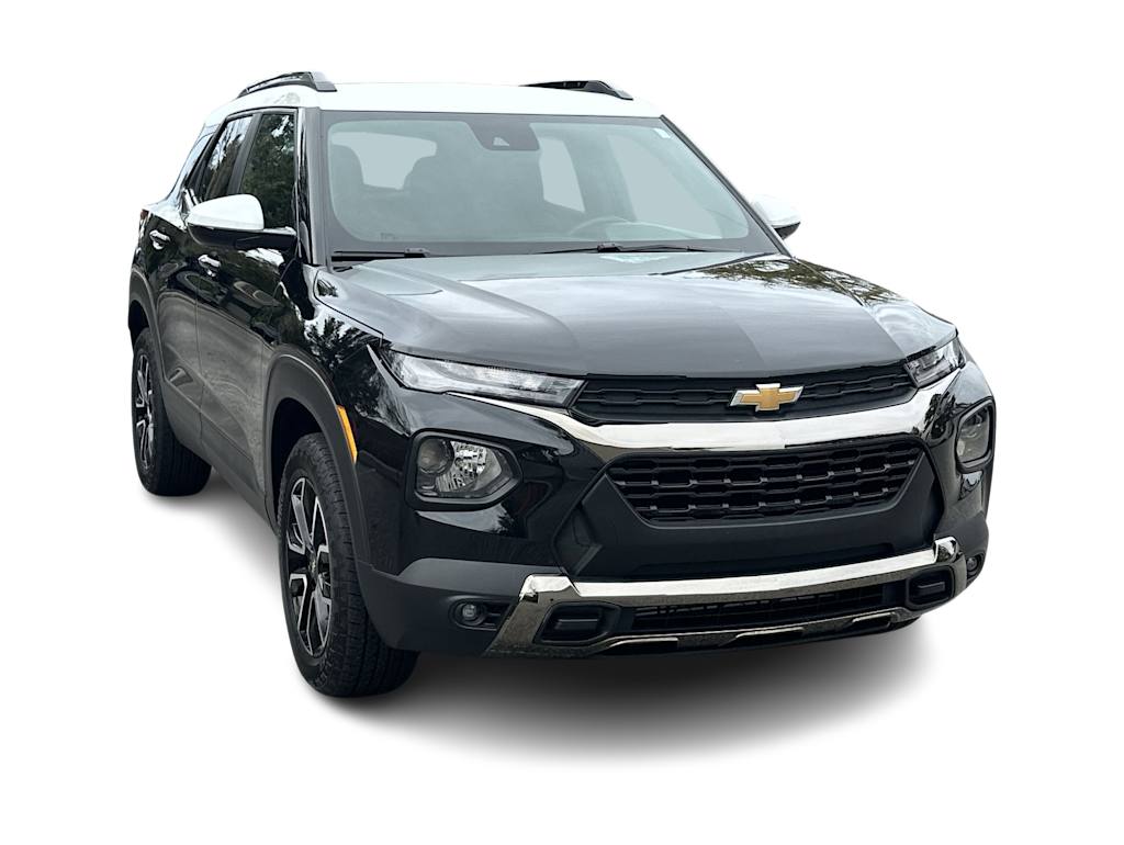 Thumbnail: 2023 Chevrolet TrailBlazer - 21
