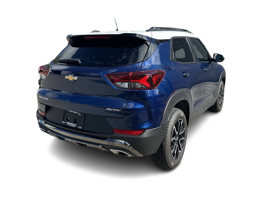 Thumbnail: 2023 Chevrolet TrailBlazer - 20
