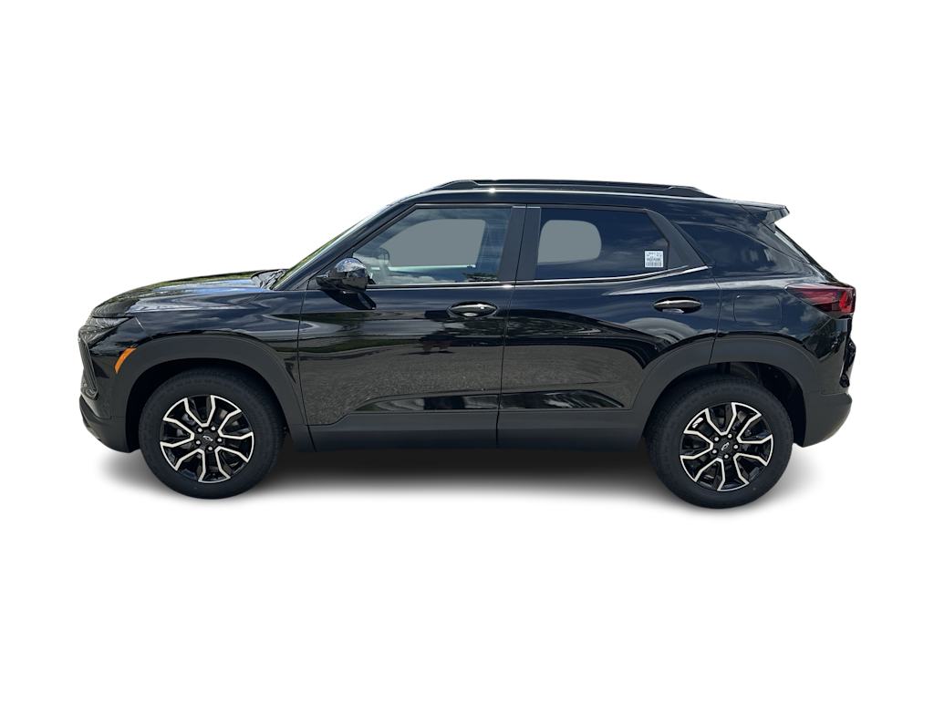 Thumbnail: 2026 Chevrolet TrailBlazer - 3