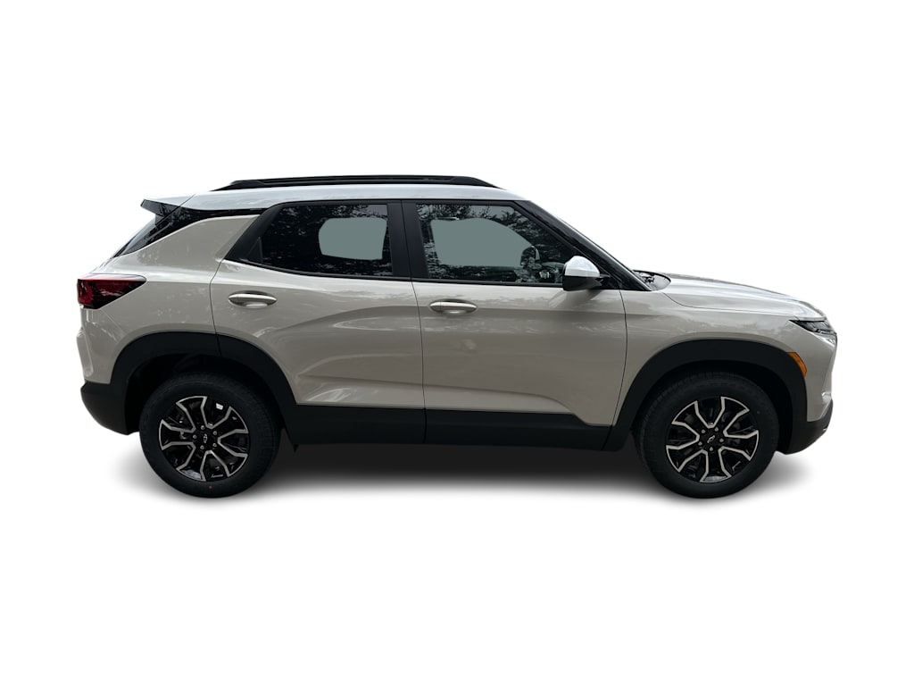 Thumbnail: 2026 Chevrolet TrailBlazer - 21