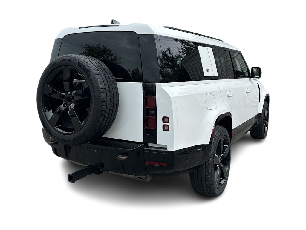 Thumbnail: 2024 Land Rover Defender - 18
