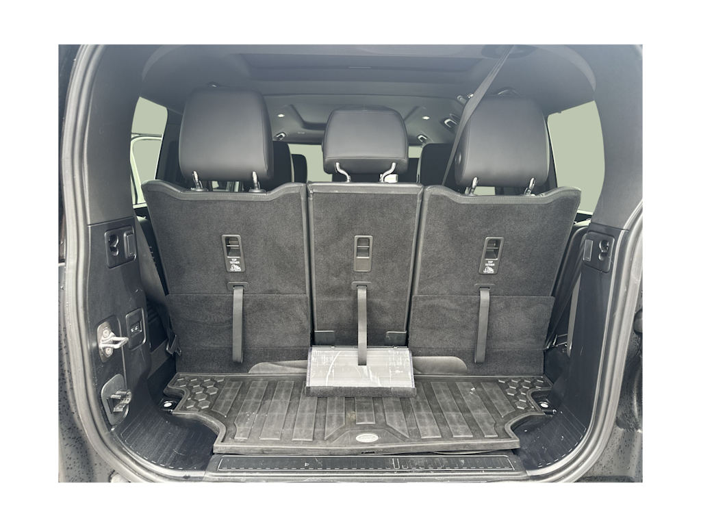 Thumbnail: 2024 Land Rover Defender - 15