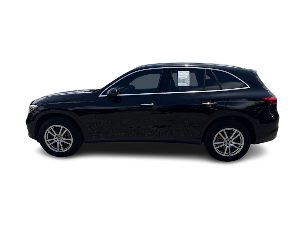 Thumbnail: 2025 Mercedes-Benz GLC - 3