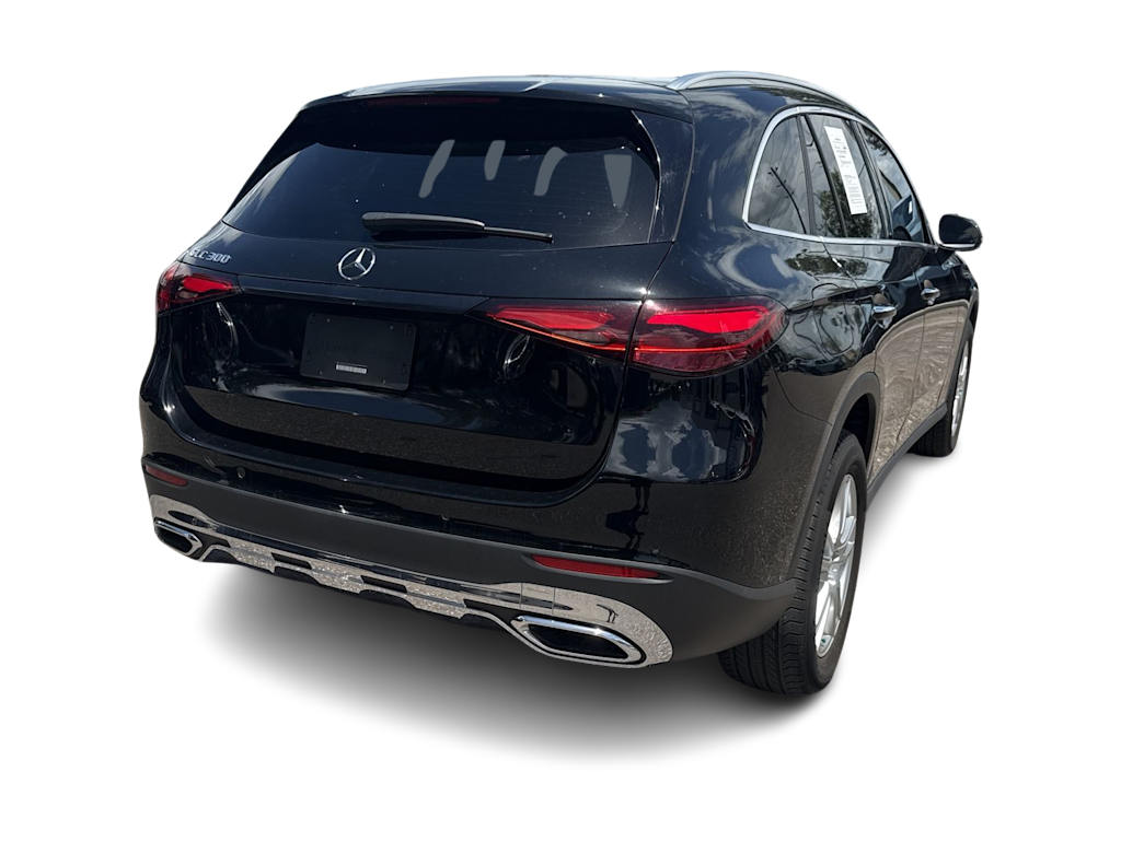 Thumbnail: 2025 Mercedes-Benz GLC - 19