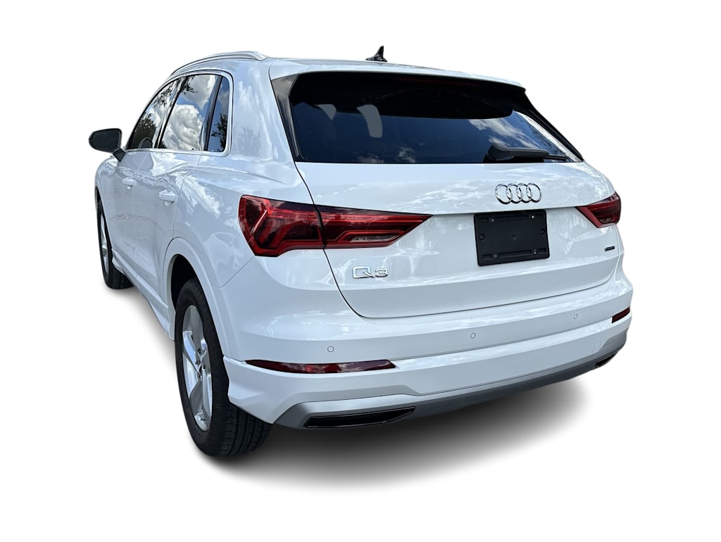 Thumbnail: 2020 Audi Q3 - 4