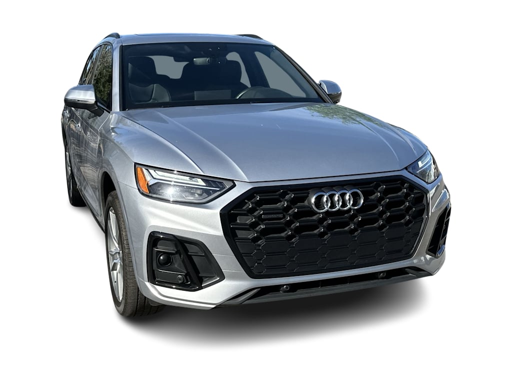 Thumbnail: 2025 Audi Q5 - 6