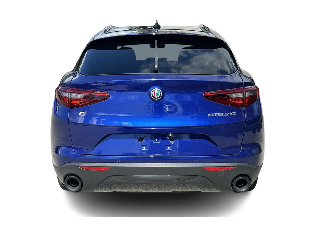 Thumbnail: 2022 Alfa Romeo Stelvio - 5