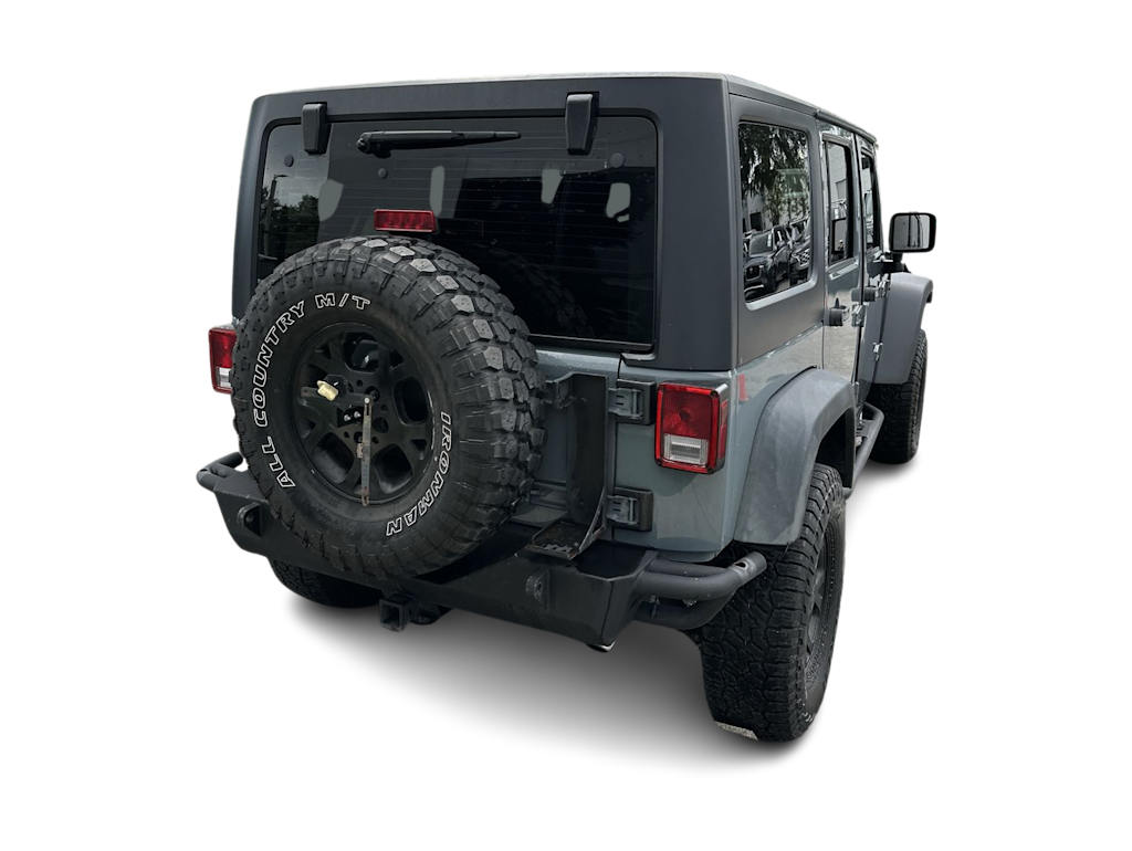 Thumbnail: 2015 Jeep Wrangler - 18