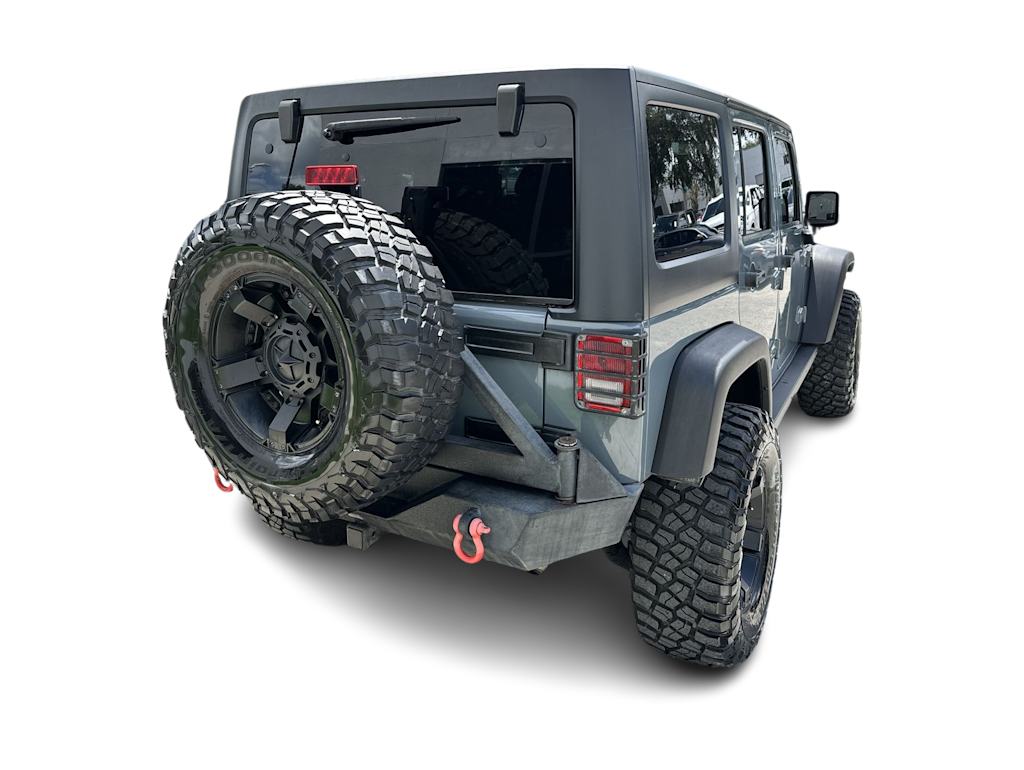 Thumbnail: 2015 Jeep Wrangler - 16