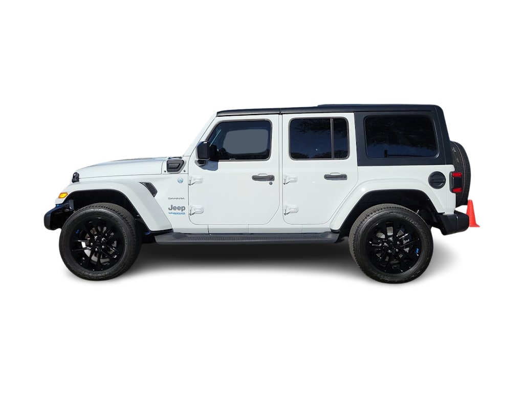 2022 Jeep Wrangler Unlimited Sahara 4xe 3