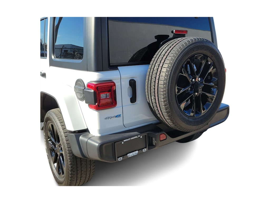 2022 Jeep Wrangler Unlimited Sahara 4xe 18