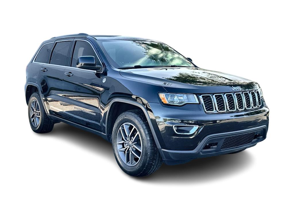Thumbnail: 2020 Jeep Grand Cherokee - 21