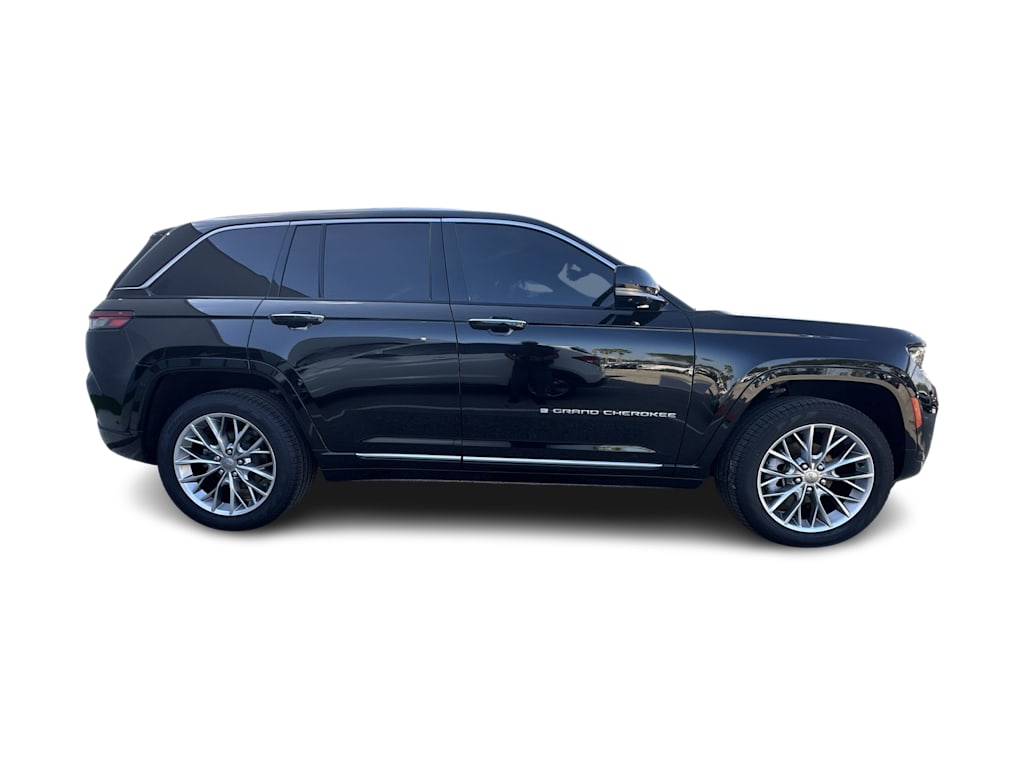 Thumbnail: 2022 Jeep Grand Cherokee - 21
