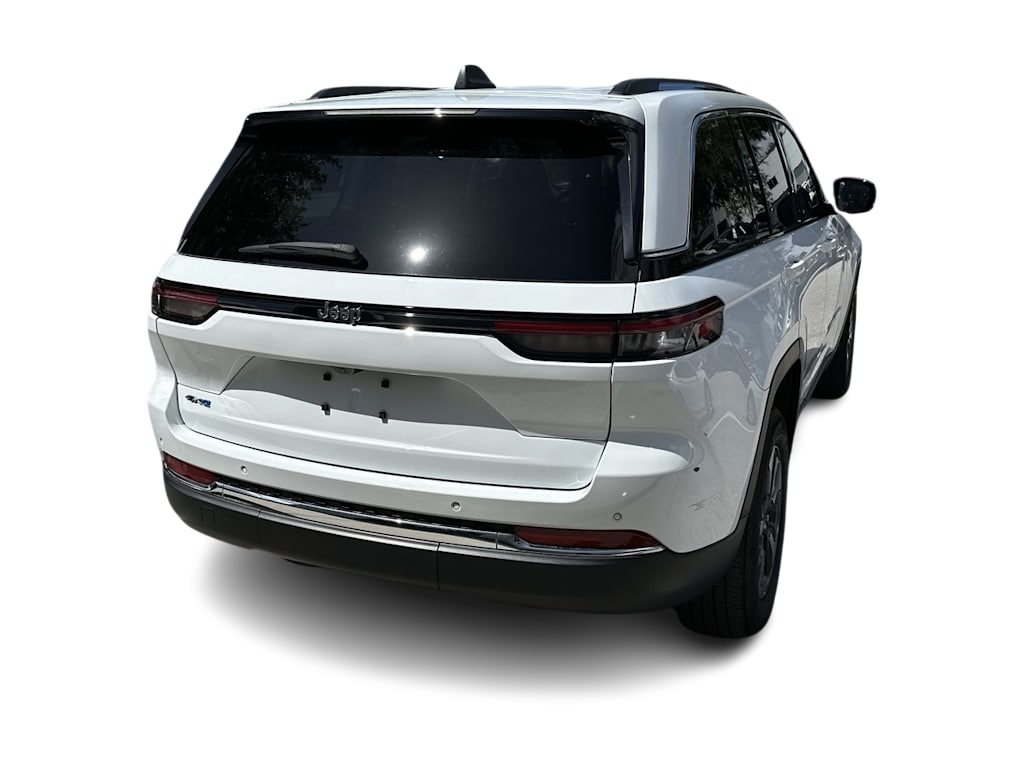 Thumbnail: 2022 Jeep Grand Cherokee - 20