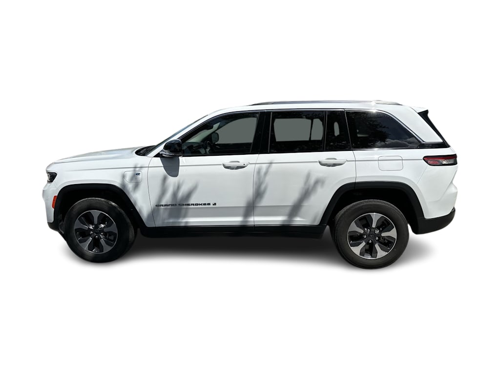 Thumbnail: 2022 Jeep Grand Cherokee - 3