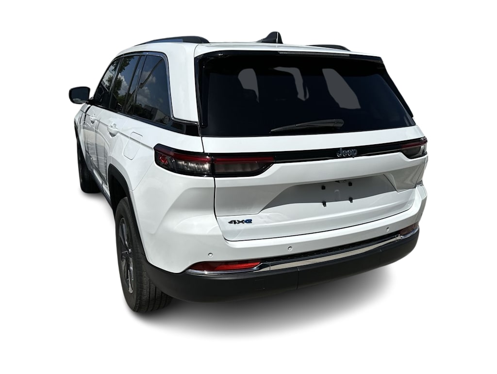 Thumbnail: 2022 Jeep Grand Cherokee - 4