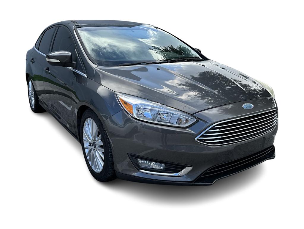 Thumbnail: 2015 Ford Focus - 22