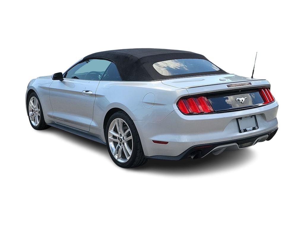 2017 Ford Mustang  4