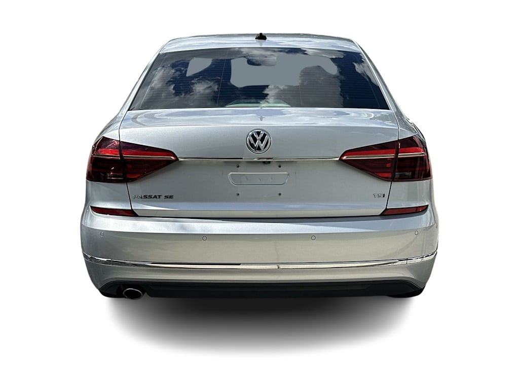 Thumbnail: 2018 Volkswagen Passat - 5