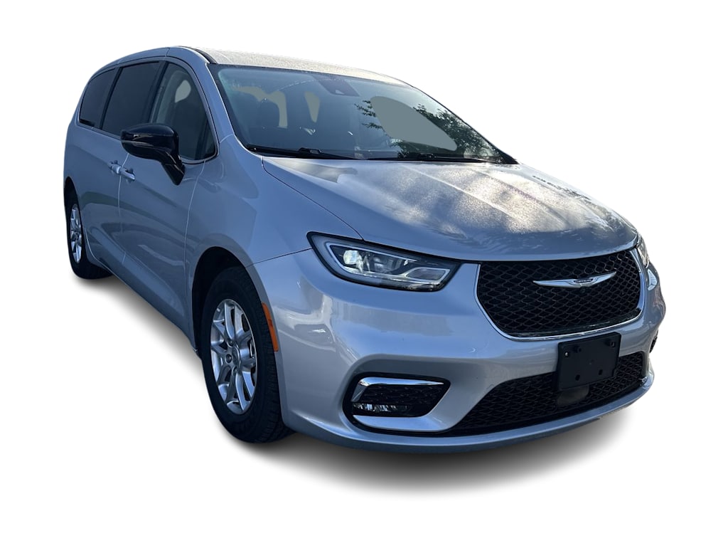 Thumbnail: 2024 Chrysler Pacifica - 22