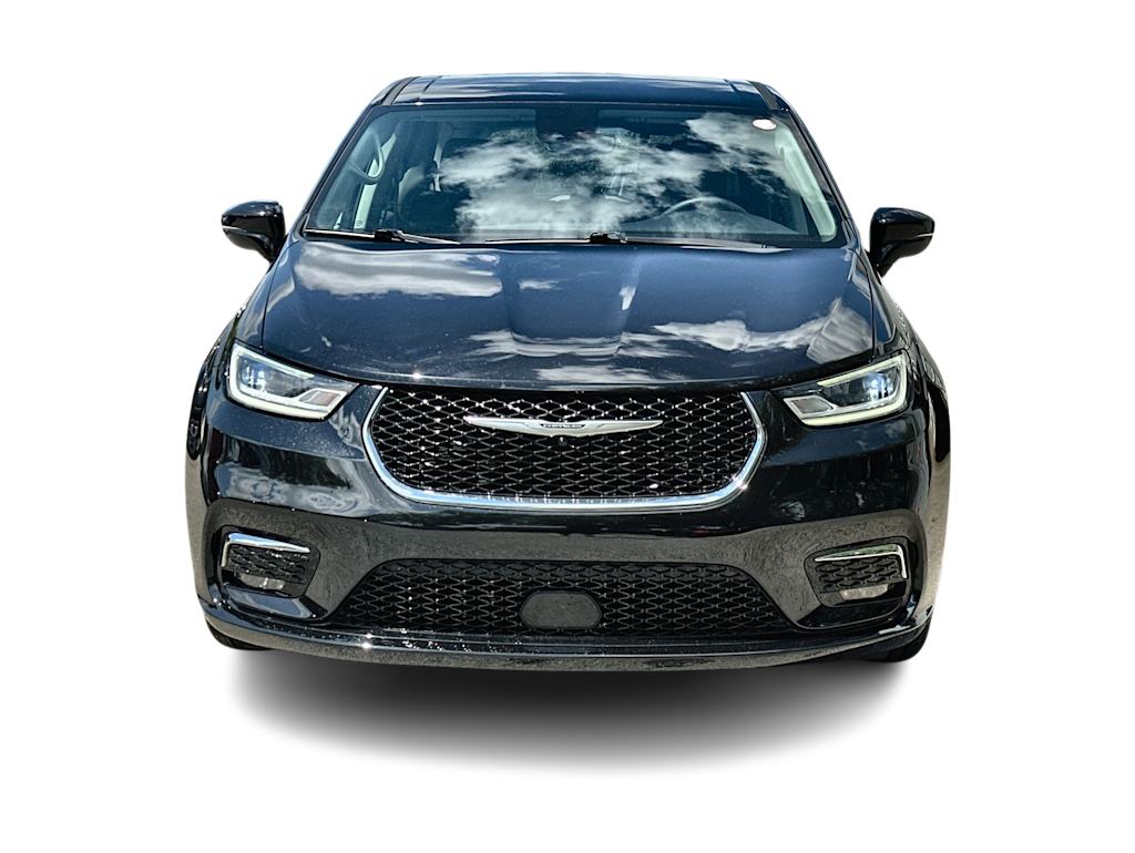 Thumbnail: 2024 Chrysler Pacifica - 6