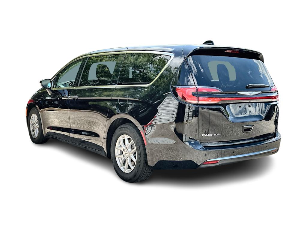 Thumbnail: 2024 Chrysler Pacifica - 4