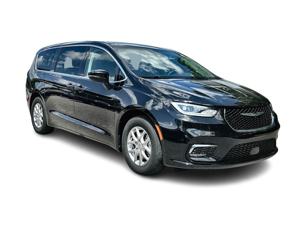 Thumbnail: 2024 Chrysler Pacifica - 22