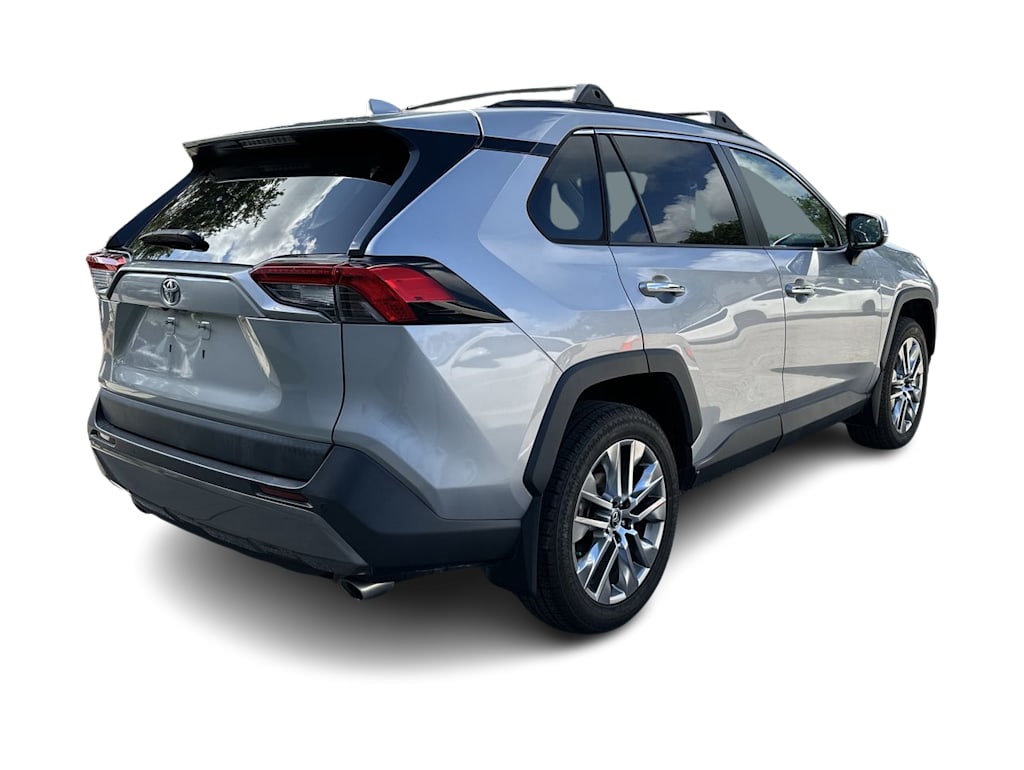 Thumbnail: 2020 Toyota RAV4 - 19
