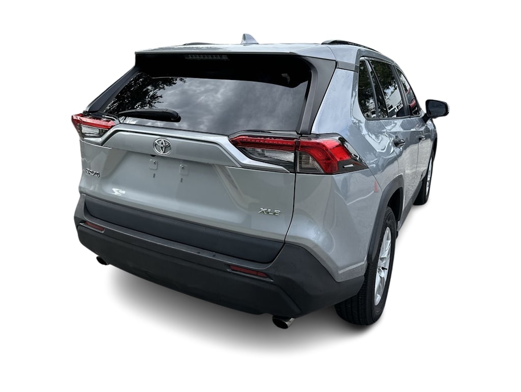 Thumbnail: 2021 Toyota RAV4 - 19