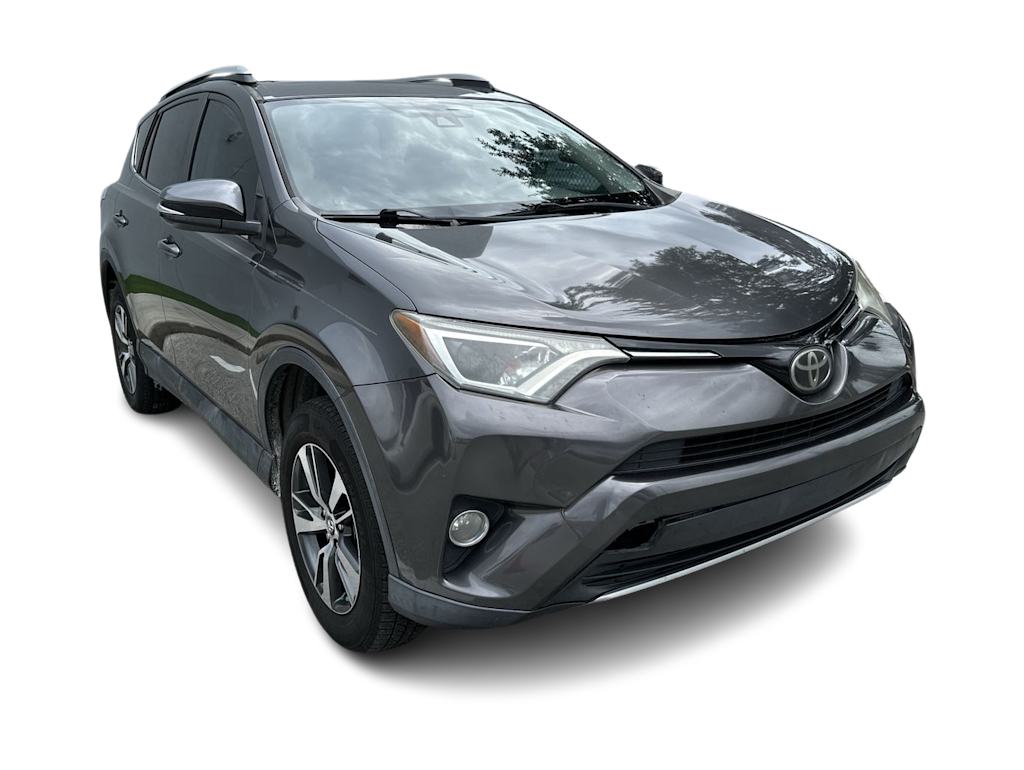 Thumbnail: 2018 Toyota RAV4 - 22