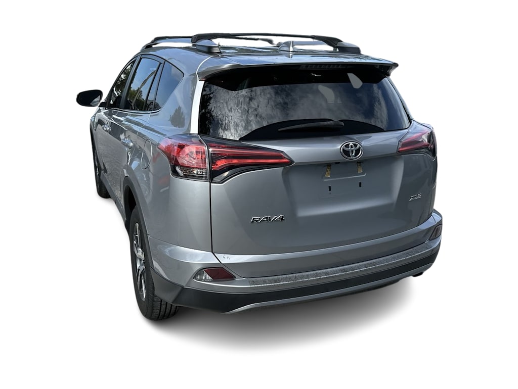 Thumbnail: 2018 Toyota RAV4 - 4