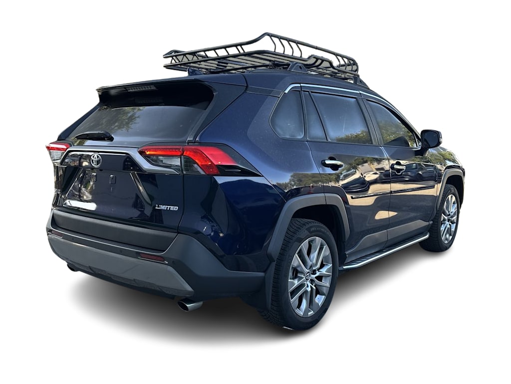 Thumbnail: 2020 Toyota RAV4 - 19