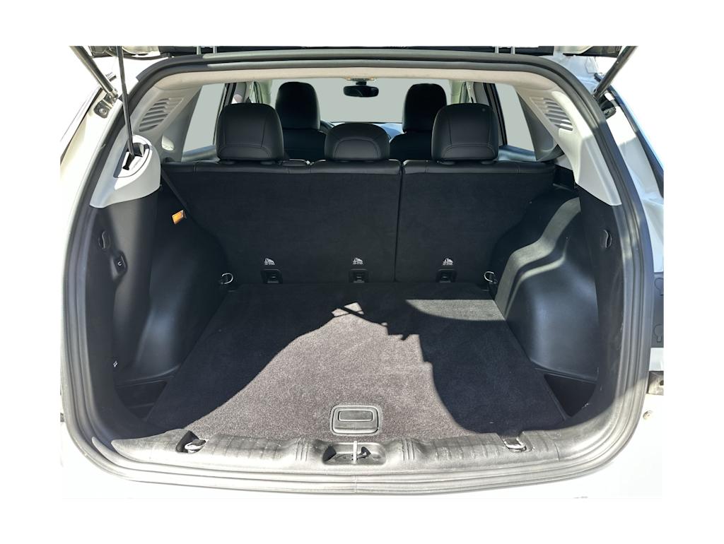 Thumbnail: 2018 Jeep Compass - 16