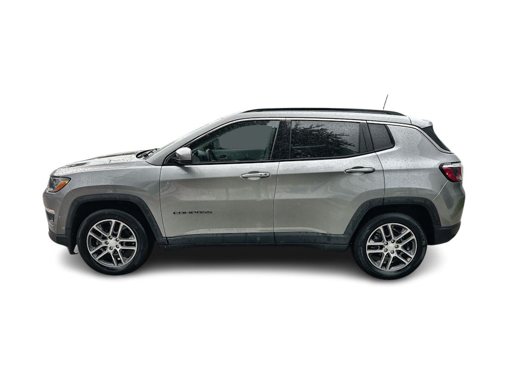 Thumbnail: 2019 Jeep Compass - 3
